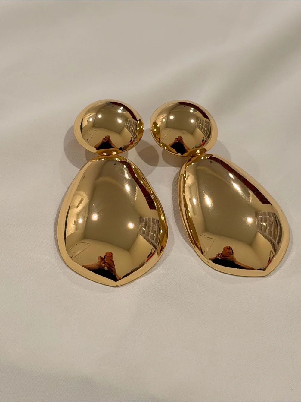 Polished Gold Drop Earrings